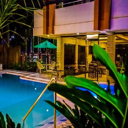 Casanas Suites Puerto Princesa Luaran gambar