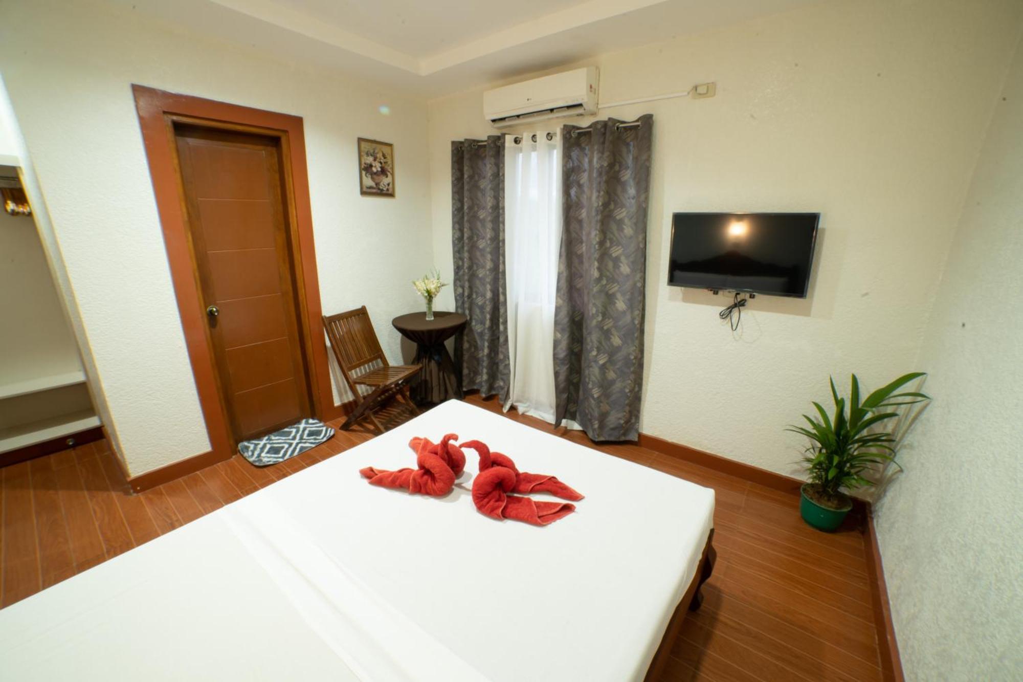Casanas Suites Puerto Princesa Luaran gambar