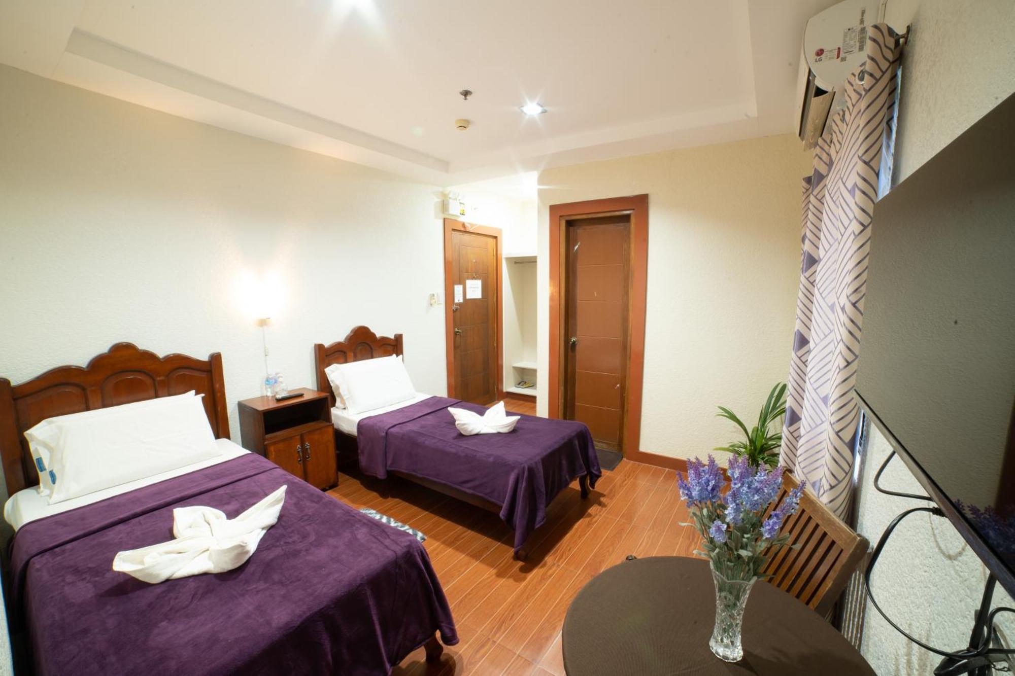 Casanas Suites Puerto Princesa Luaran gambar